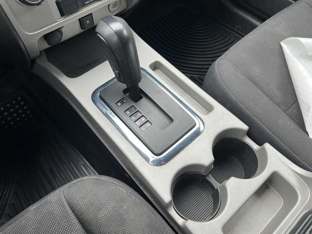Thumbnail: 2010 Ford Escape - 22
