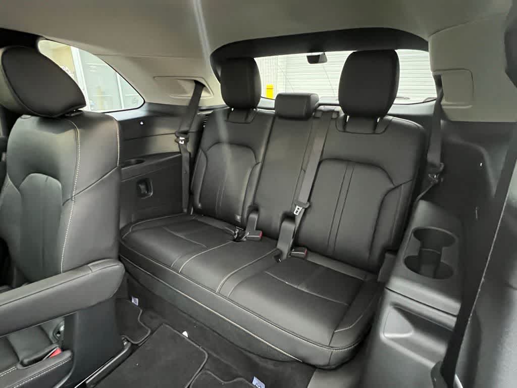 Thumbnail: 2025 Mazda CX-90 - 21