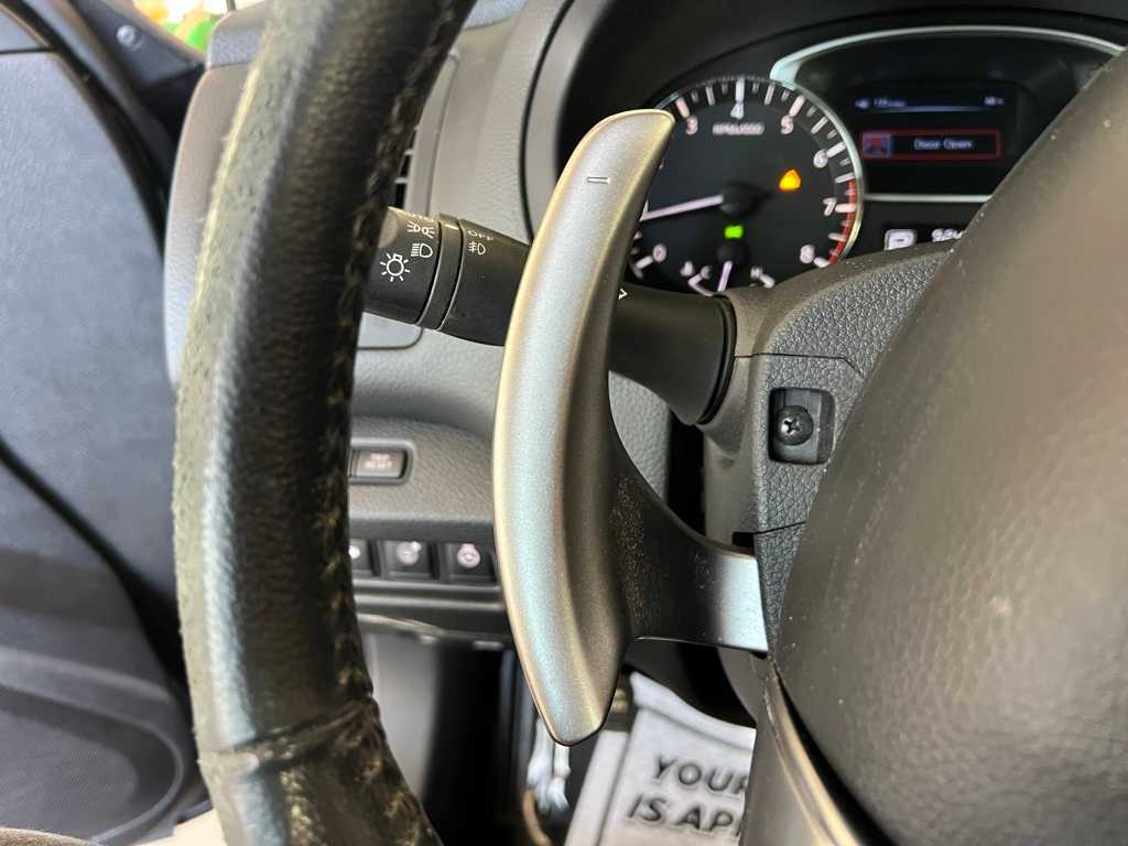 Thumbnail: 2013 Nissan Altima - 27