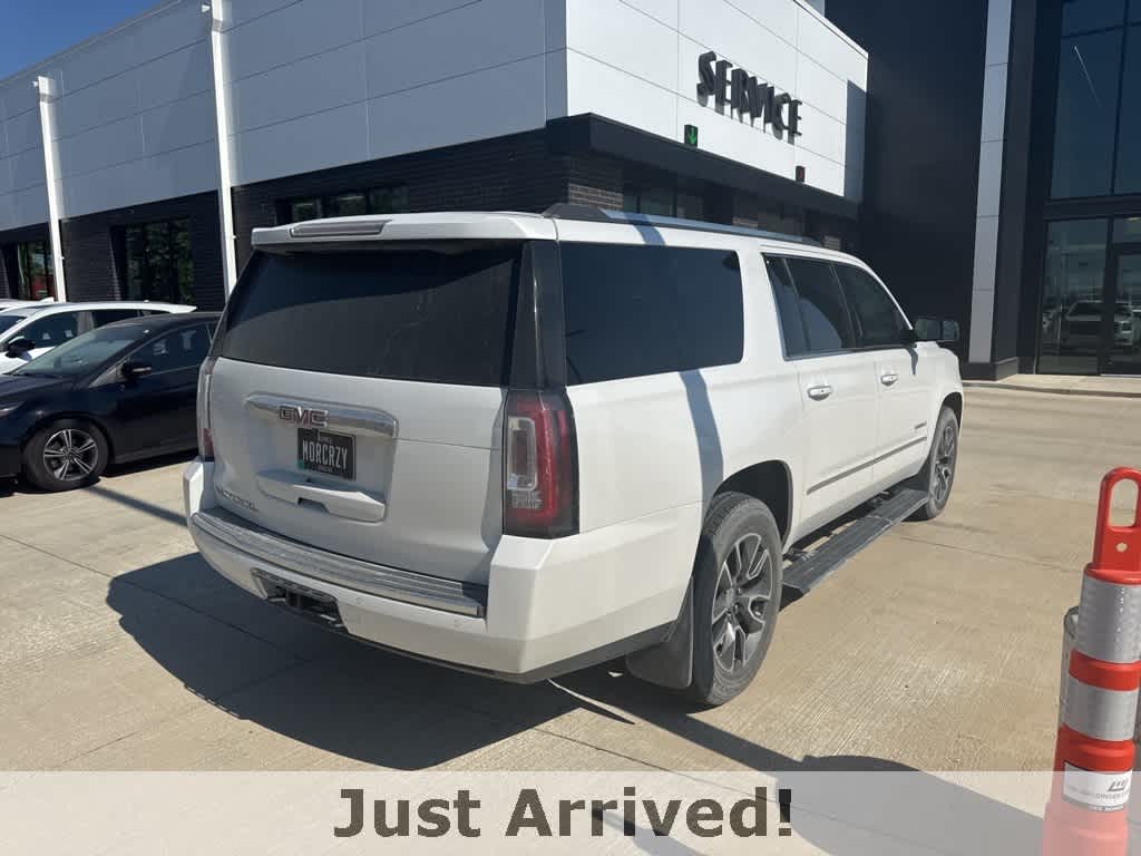 Thumbnail: 2018 GMC Yukon XL - 2