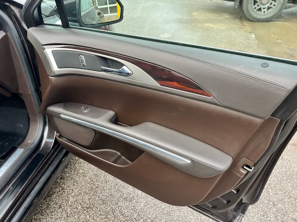 Thumbnail: 2016 Lincoln MKZ - 27