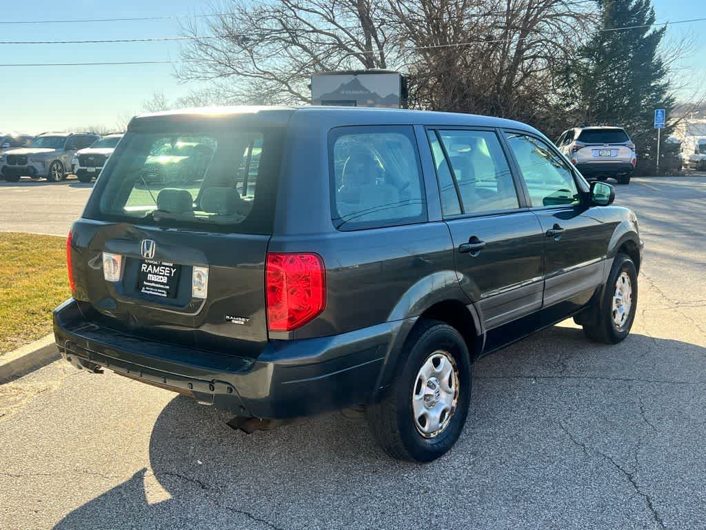 Thumbnail: 2004 Honda Pilot - 6