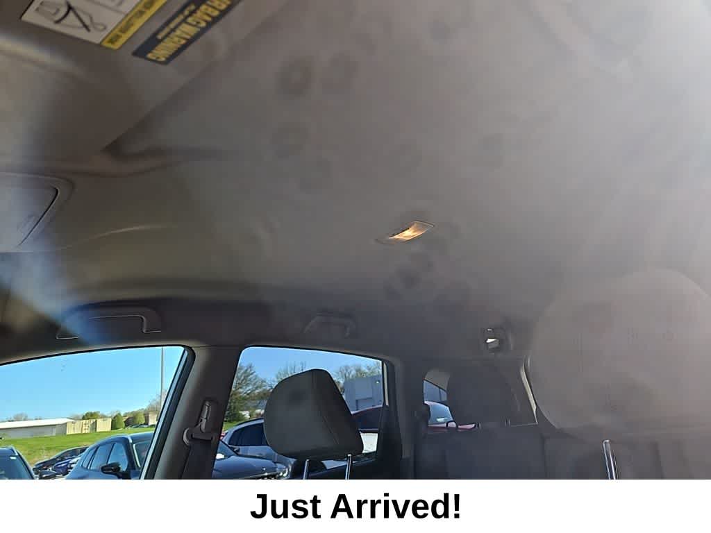 Thumbnail: 2011 Honda CR-V - 13