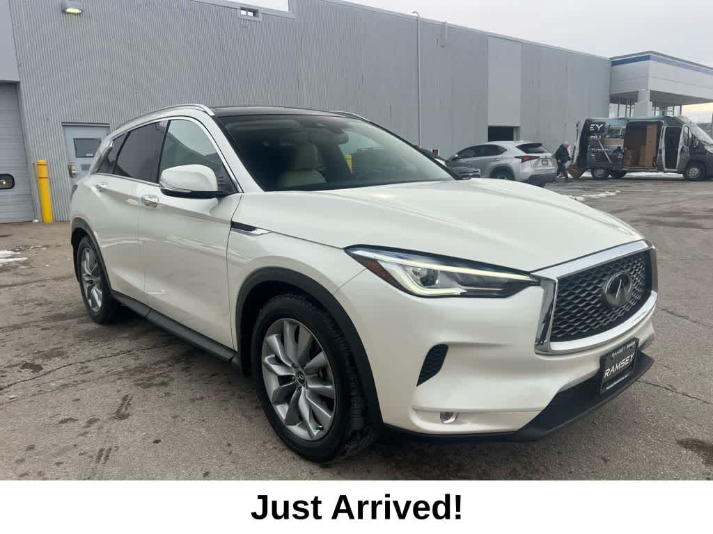 Thumbnail: 2019 INFINITI QX50 - 8
