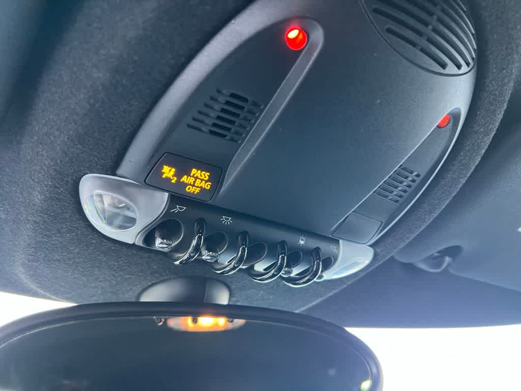 Thumbnail: 2011 MINI Cooper Countryman - 39