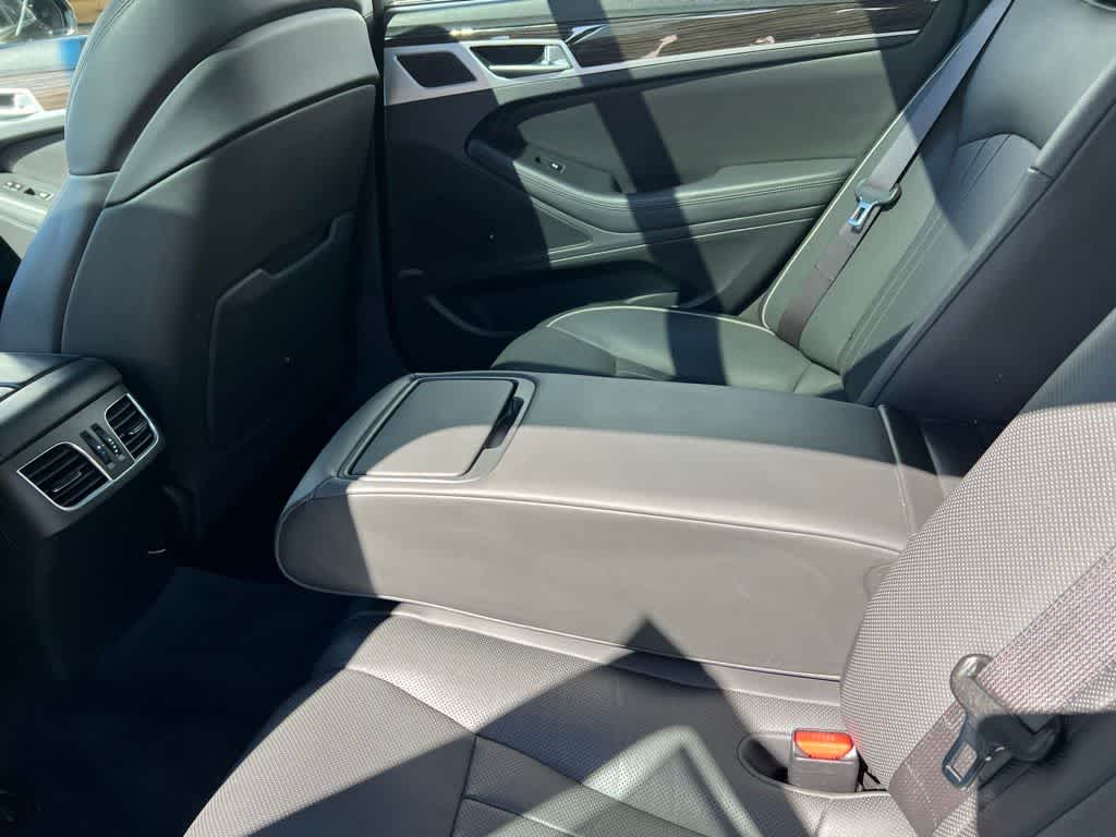 Thumbnail: 2015 Hyundai Genesis - 23