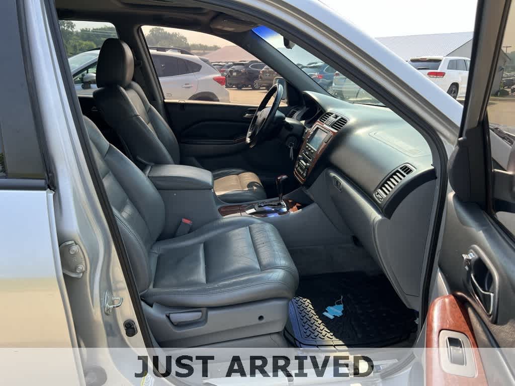 Thumbnail: 2005 Acura MDX - 19