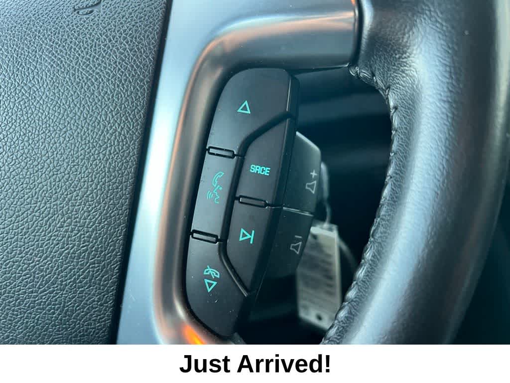 Thumbnail: 2016 Chevrolet Traverse - 23