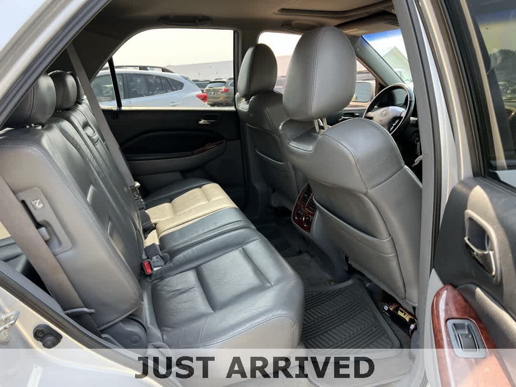 Thumbnail: 2005 Acura MDX - 18