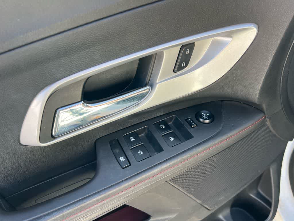 Thumbnail: 2012 Chevrolet Equinox - 16