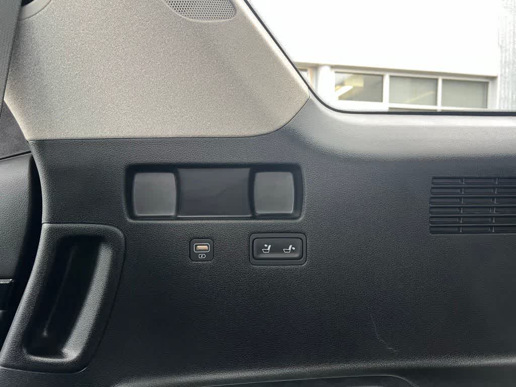 Thumbnail: 2022 Hyundai Palisade - 32