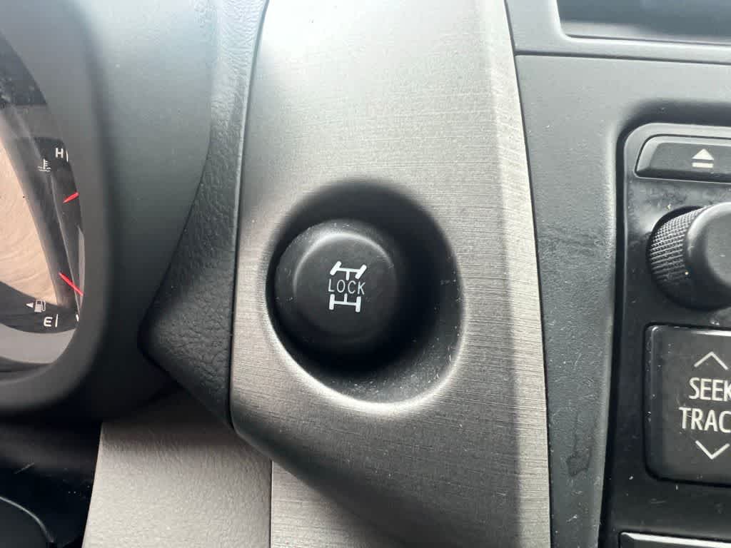 Thumbnail: 2012 Toyota RAV4 - 28