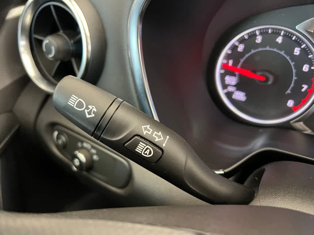 Thumbnail: 2021 Chevrolet Blazer - 33