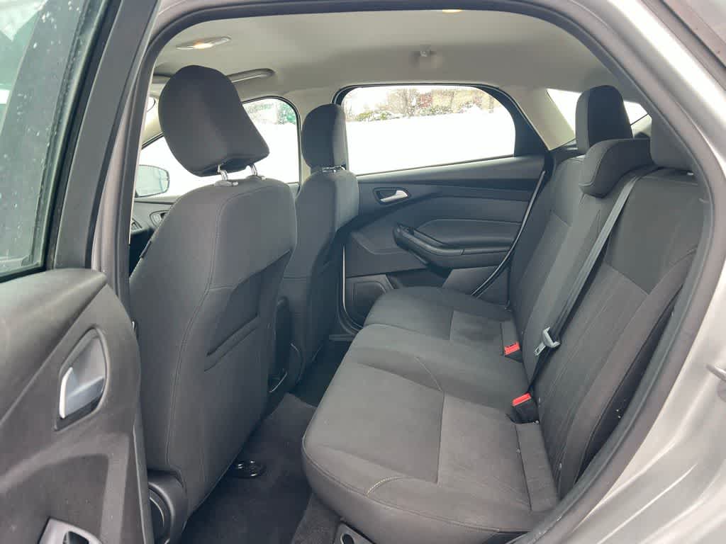 Thumbnail: 2017 Ford Focus - 14