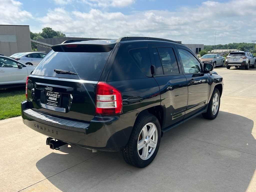 Thumbnail: 2010 Jeep Compass - 6