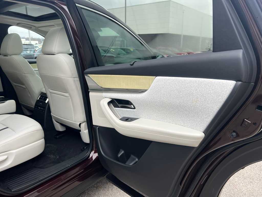 Thumbnail: 2024 Mazda CX-90 - 29