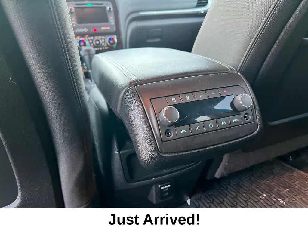 Thumbnail: 2016 Chevrolet Traverse - 14