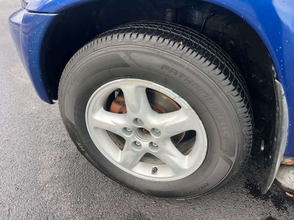 Thumbnail: 2003 Toyota RAV4 - 12