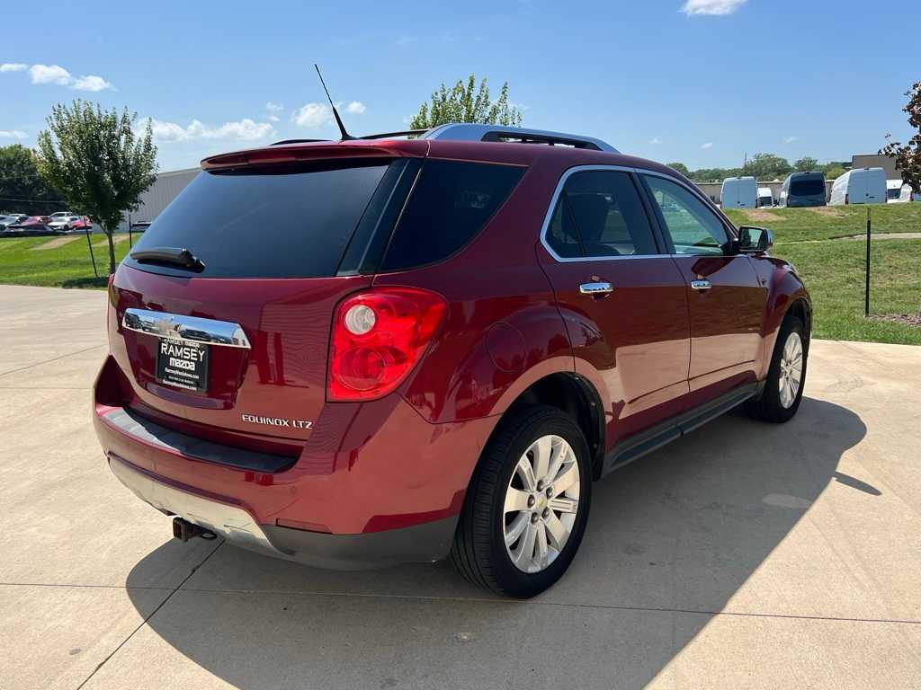 Thumbnail: 2011 Chevrolet Equinox - 6