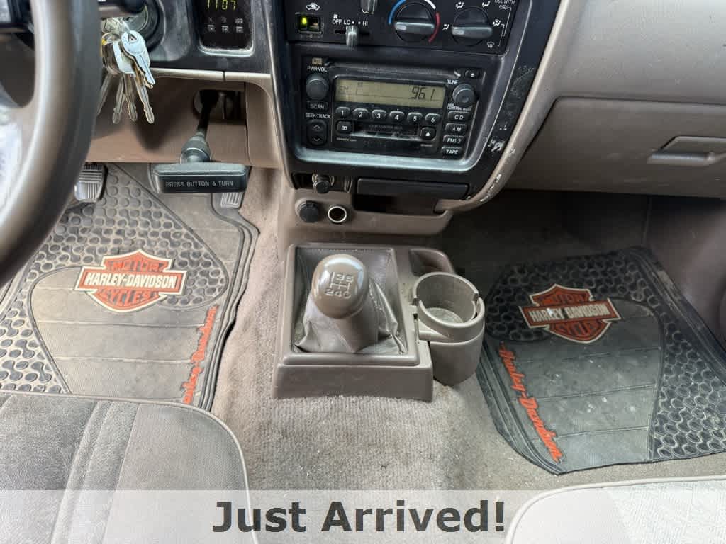 Thumbnail: 2000 Toyota Tacoma - 7