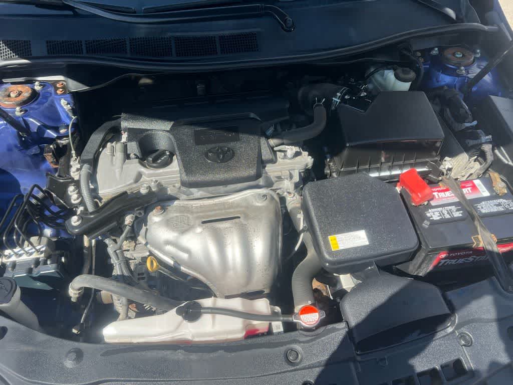 Thumbnail: 2016 Toyota Camry - 14