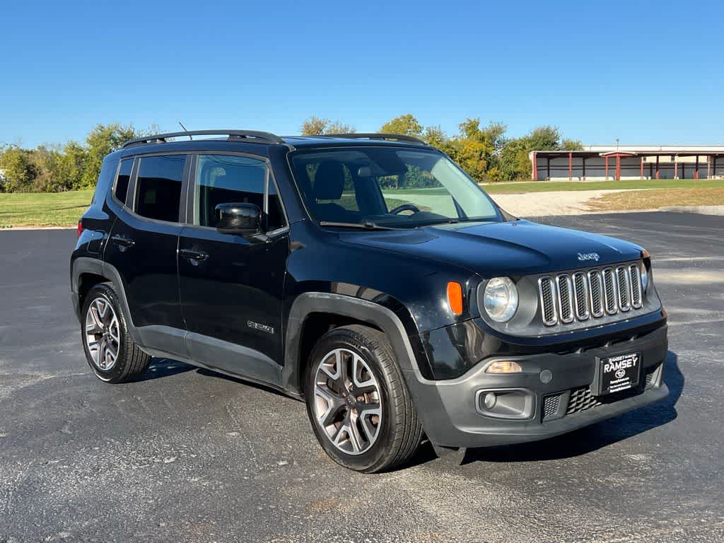 Thumbnail: 2015 Jeep Renegade - 9