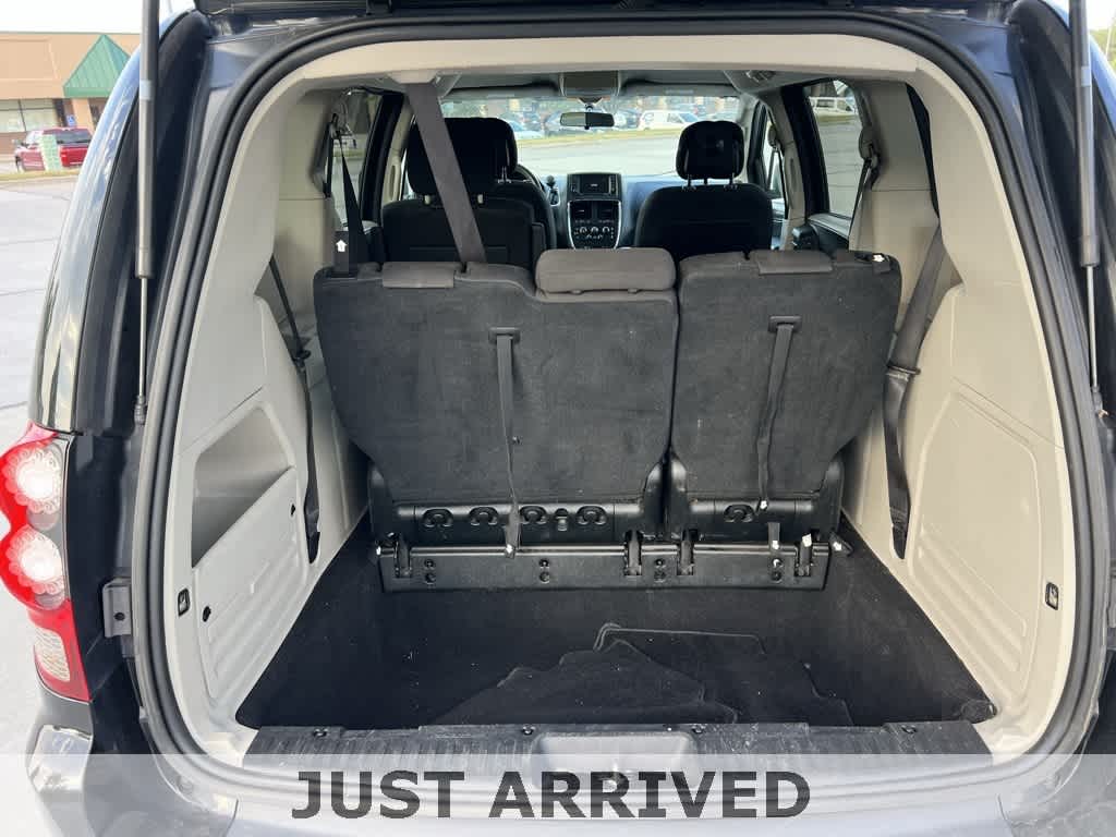 Thumbnail: 2018 Dodge Grand Caravan - 16