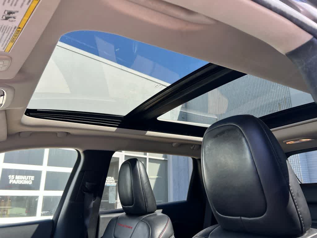 Thumbnail: 2014 Jeep Cherokee - 17