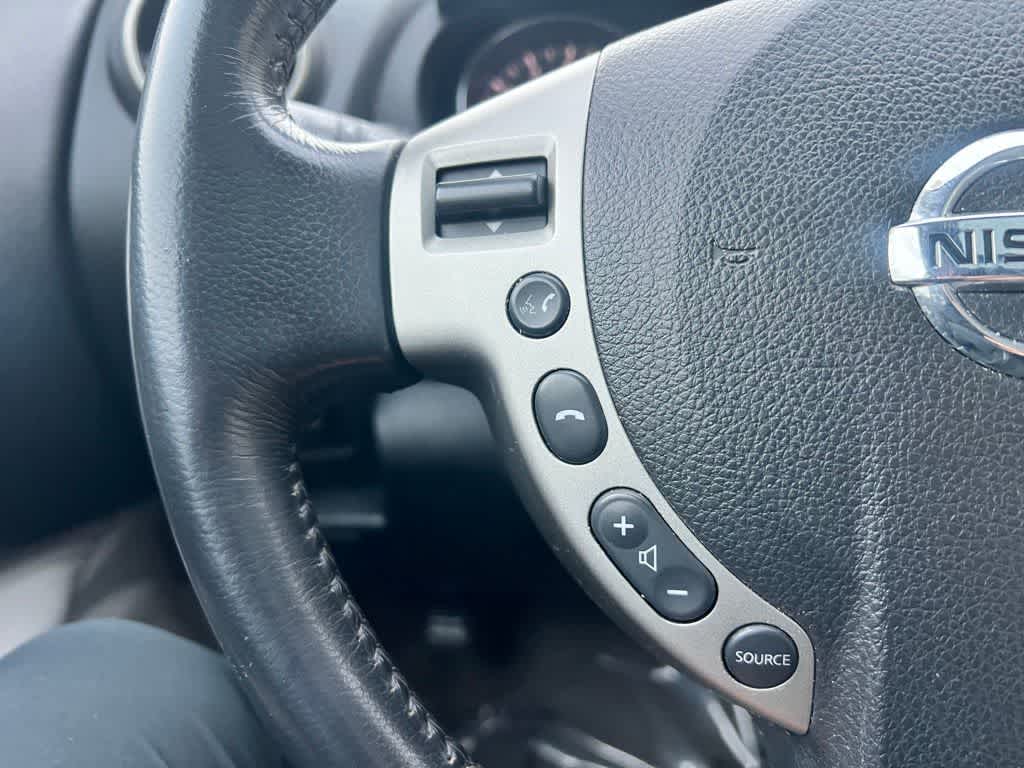 Thumbnail: 2011 Nissan Rogue - 29