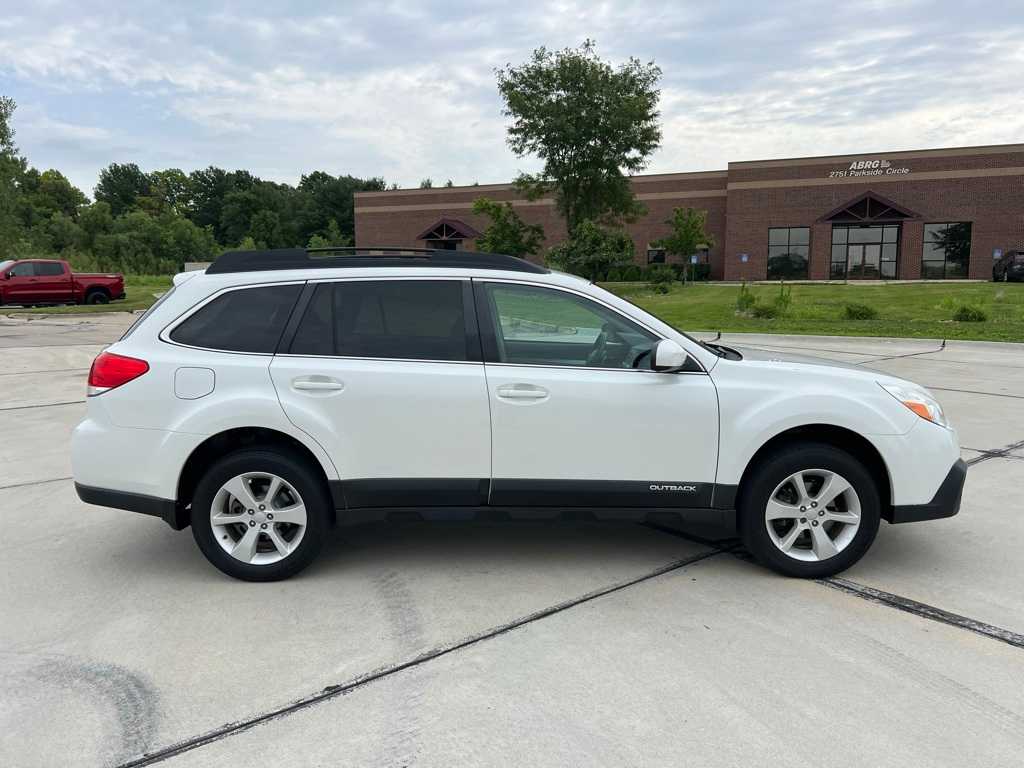 Thumbnail: 2013 Subaru Outback - 7