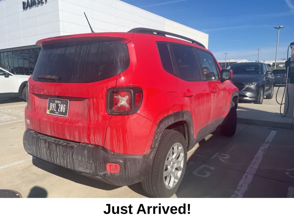 Thumbnail: 2015 Jeep Renegade - 3