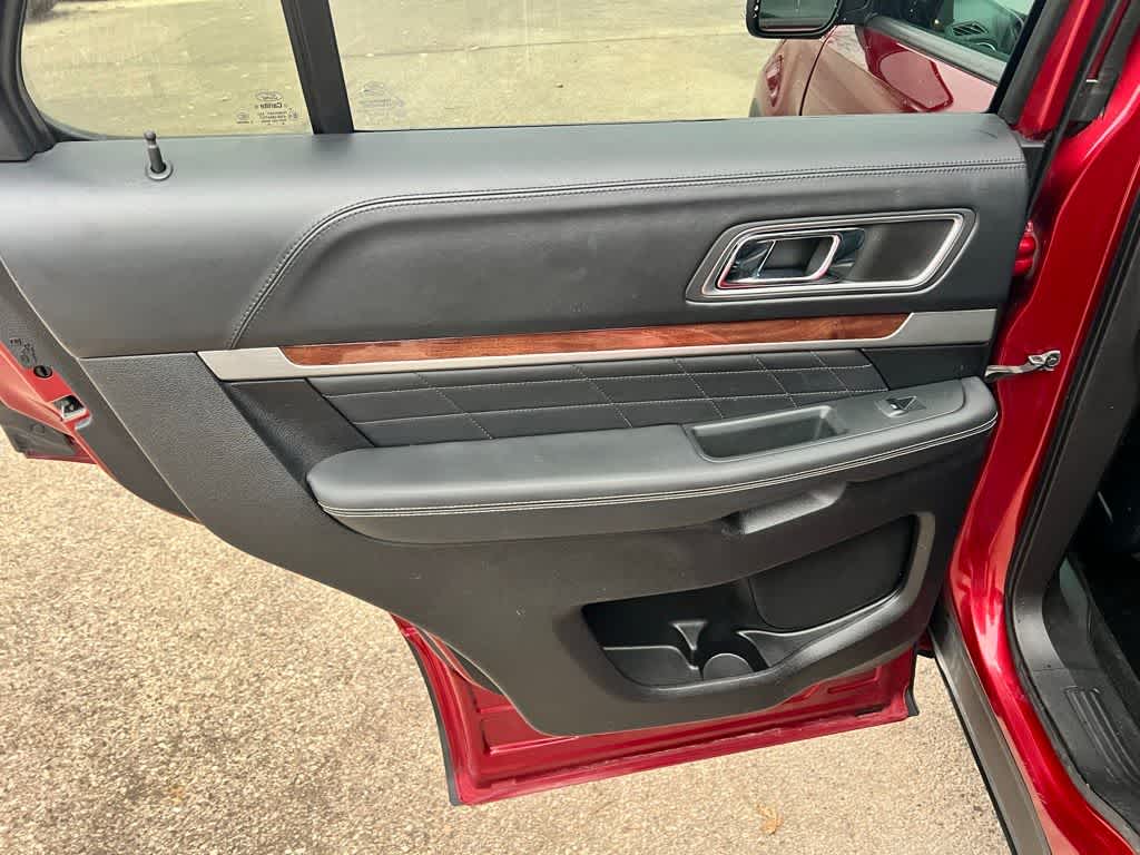 Thumbnail: 2016 Ford Explorer - 23