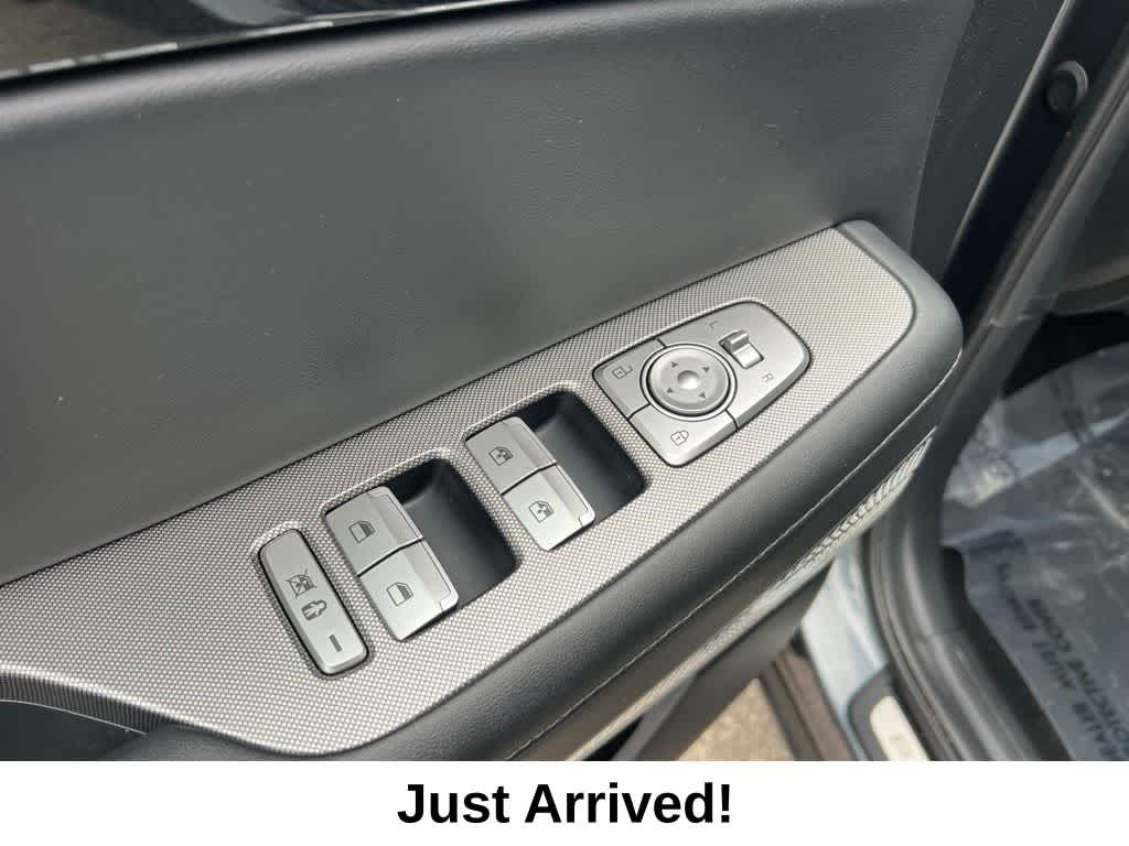 Thumbnail: 2022 Hyundai Palisade - 18