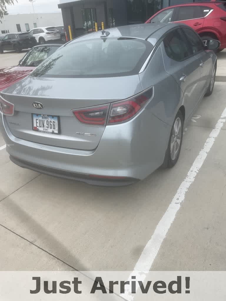 Thumbnail: 2016 Kia Optima - 3
