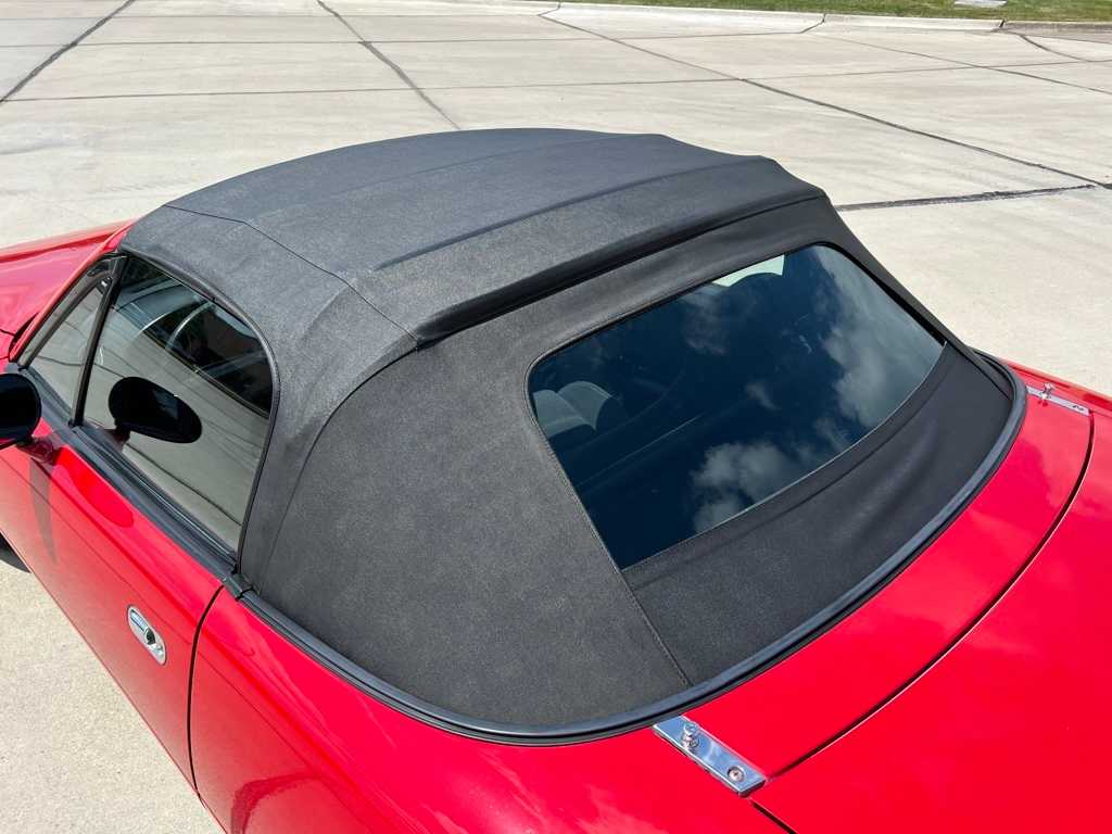 Thumbnail: 1995 Mazda MX-5 Miata - 42