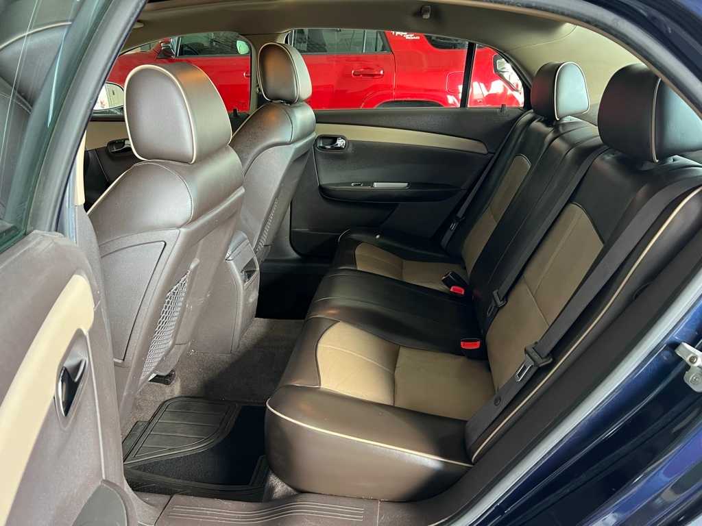 Thumbnail: 2008 Chevrolet Malibu - 18