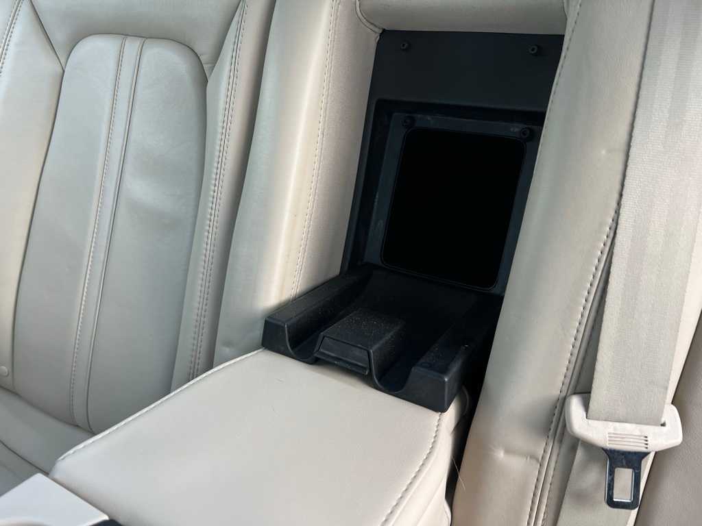 Thumbnail: 2016 Lincoln MKZ - 21