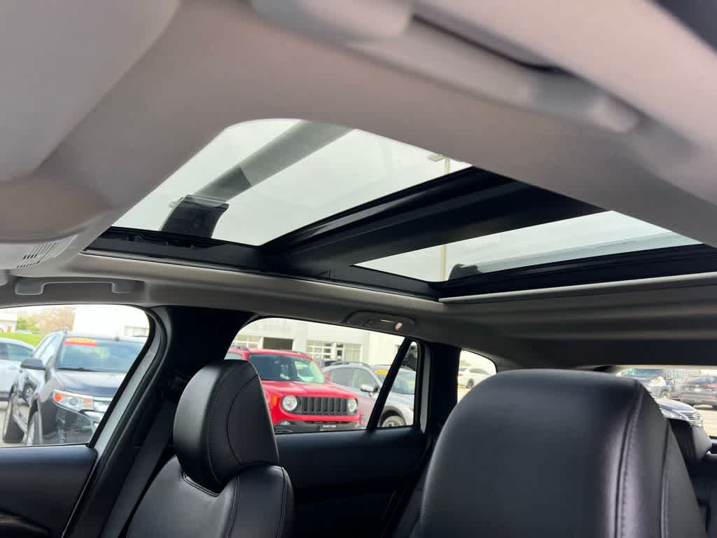 Thumbnail: 2023 Mazda CX-50 - 16