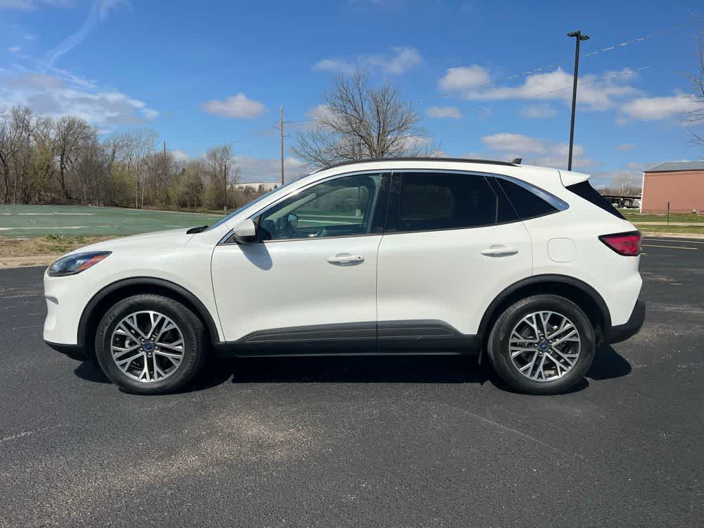 Thumbnail: 2020 Ford Escape - 3