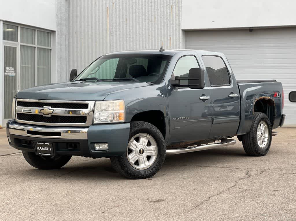 2011 Chevrolet Silverado 1500 LT -
                  Urbandale, IA