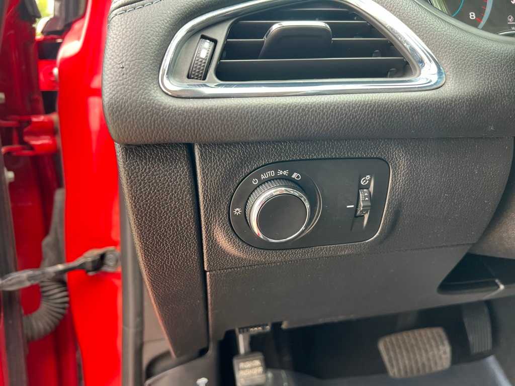 Thumbnail: 2016 Chevrolet Cruze - 13