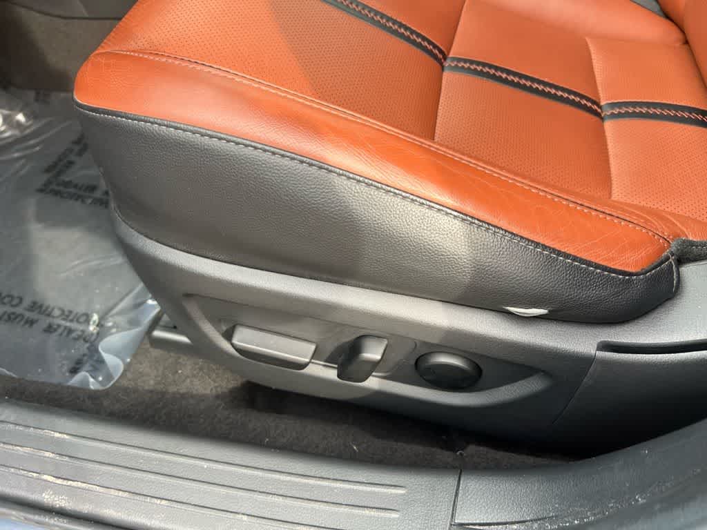 Thumbnail: 2023 Mazda CX-50 - 15