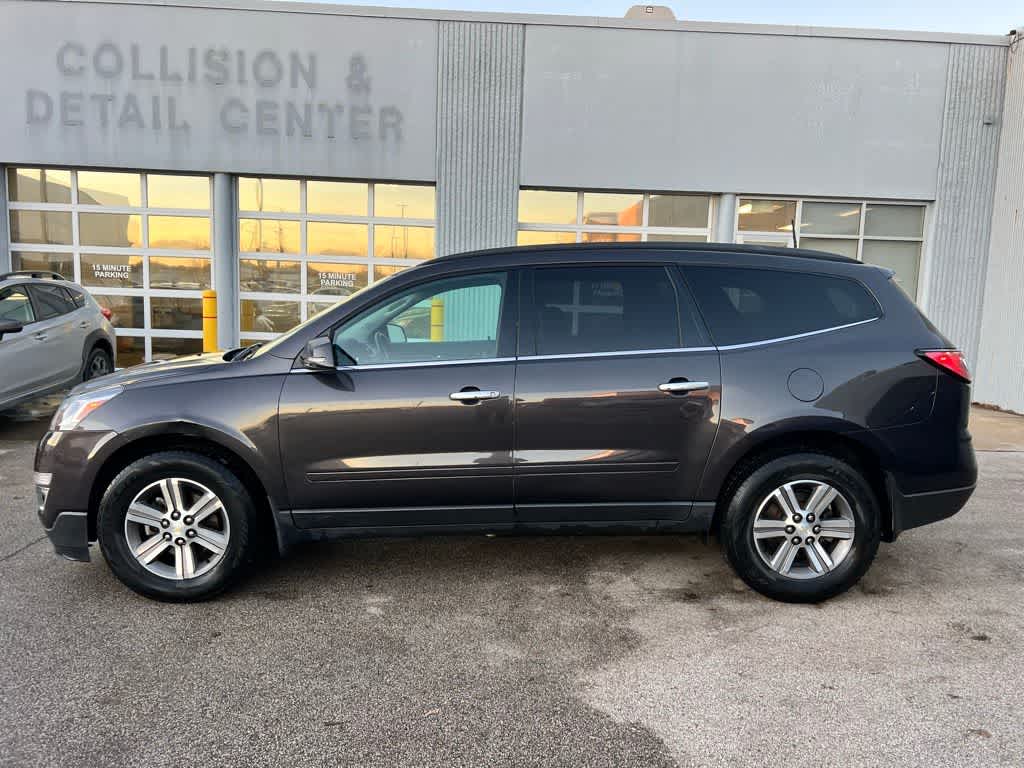 Thumbnail: 2016 Chevrolet Traverse - 3