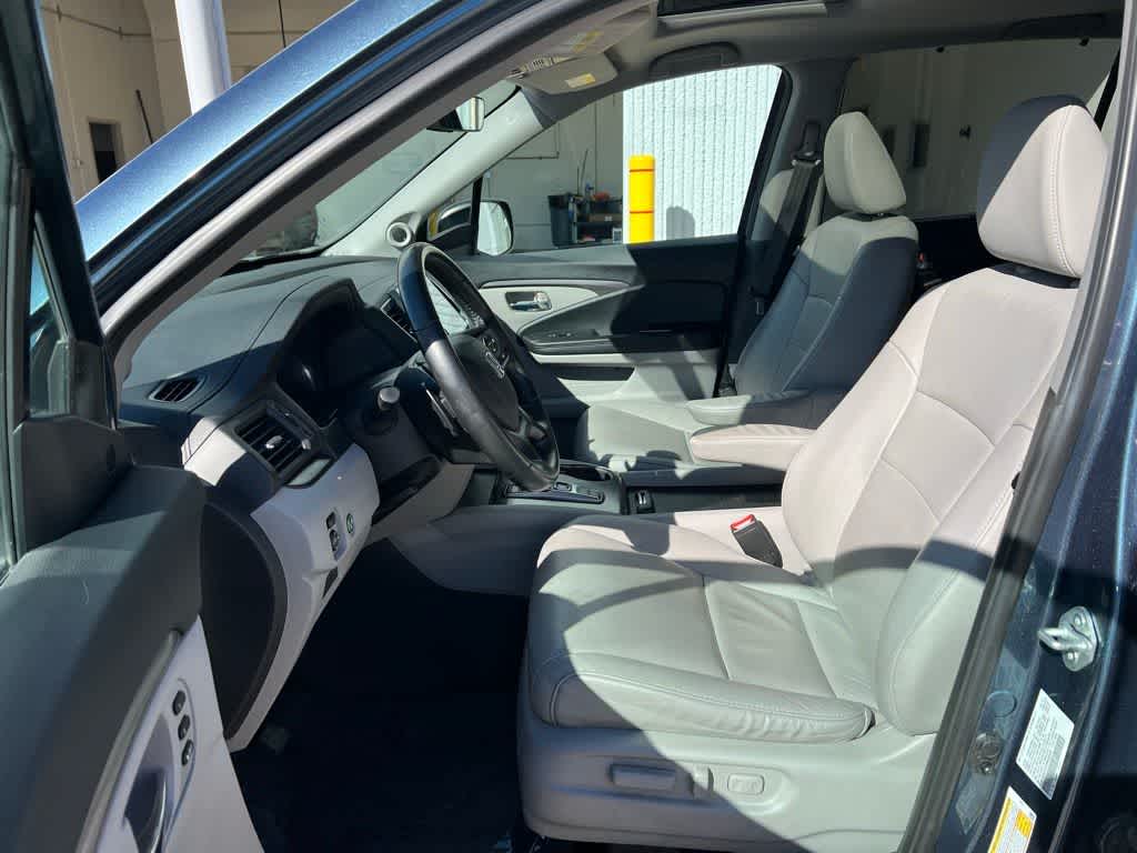 Thumbnail: 2021 Honda Pilot - 12