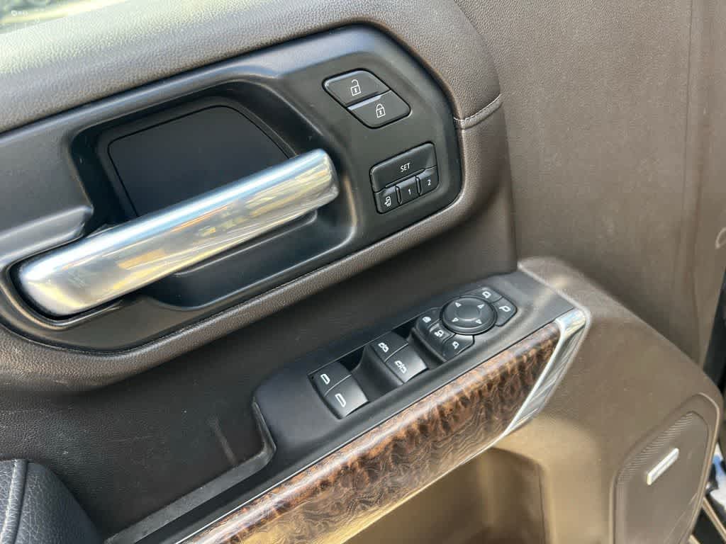 Thumbnail: 2021 GMC Sierra 2500 - 16