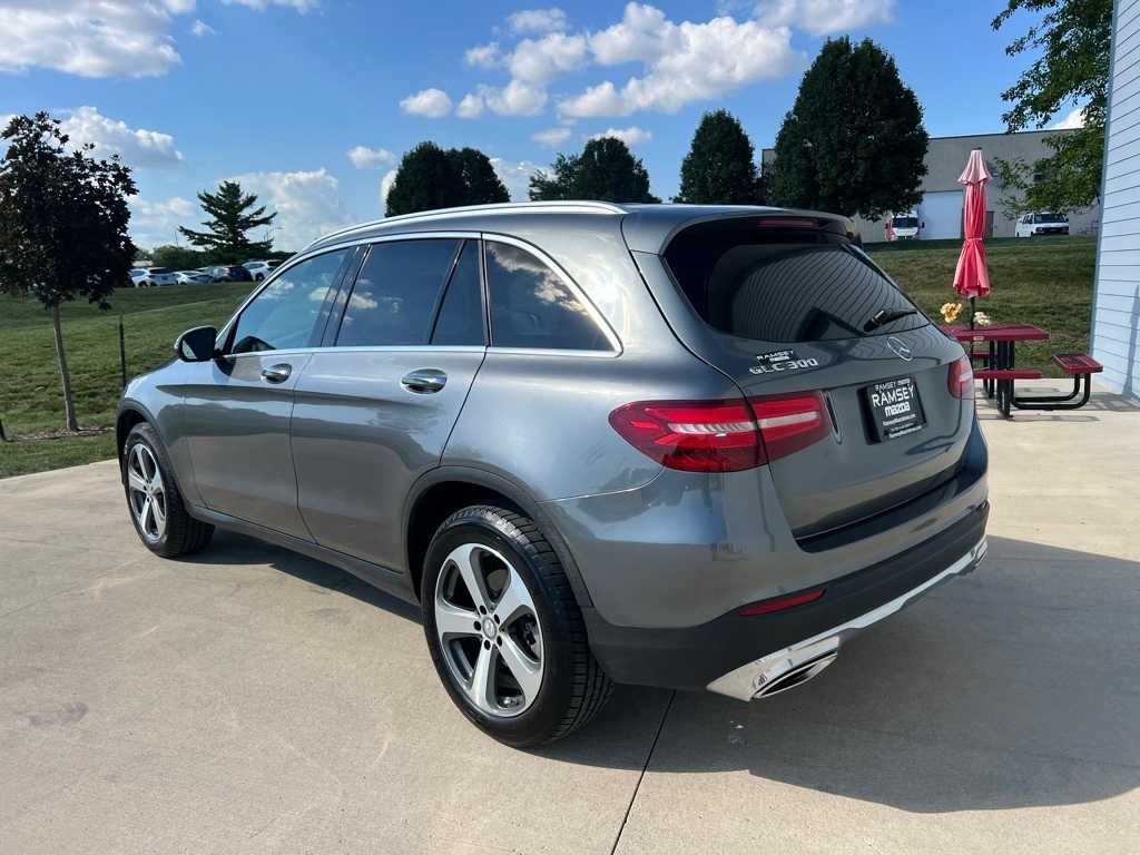 Thumbnail: 2017 Mercedes-Benz GLC - 4