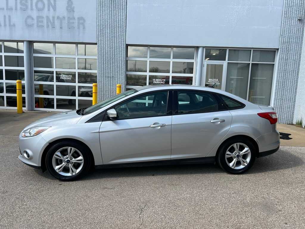 2014 Ford Focus SE 2