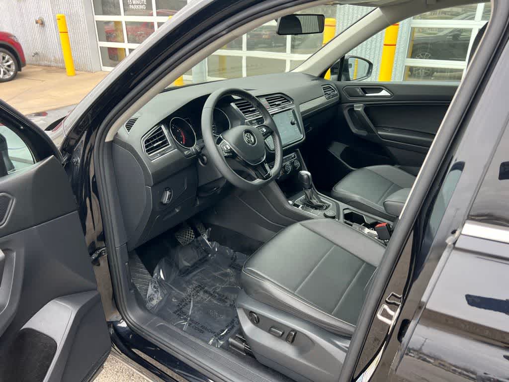 Thumbnail: 2021 Volkswagen Tiguan - 2