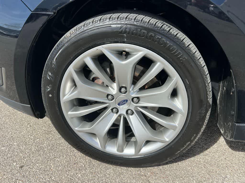 Thumbnail: 2017 Ford Taurus - 10