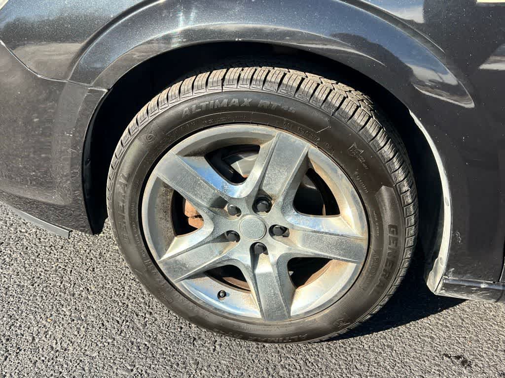 Thumbnail: 2008 Saturn Aura - 6